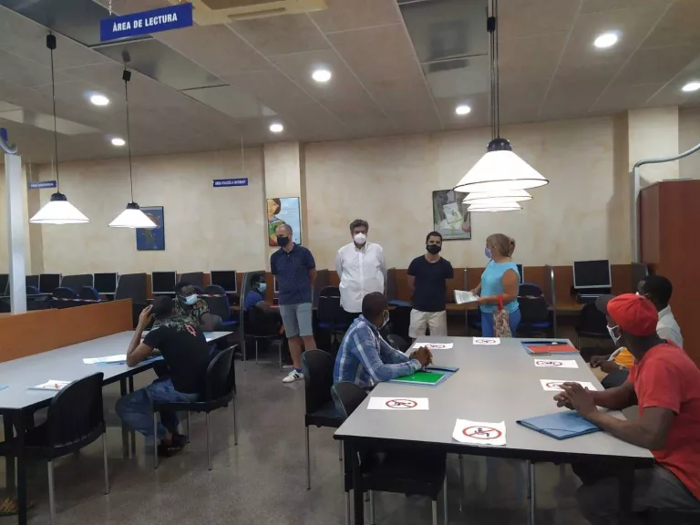 El Consell Comarcal del Segrià comença els cursos d’alfabetització per a nouvinguts