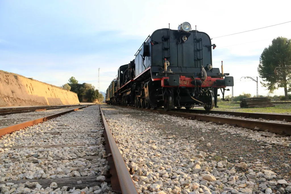 ⏯️ Tres locomotores lleidatanes del segle XX, al Museu del Ferrocarril de Móra la Nova