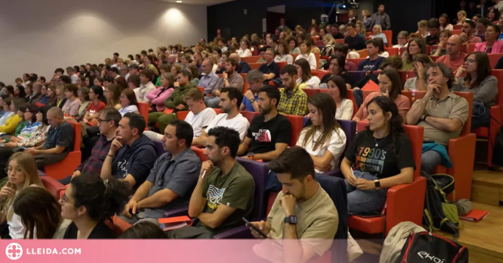 Els i les candidates a la Paeria debaten sobre l'educació concertada a Lleida