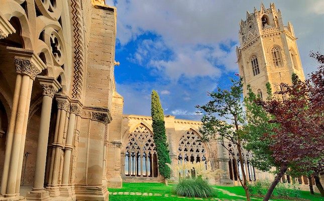 La Seu Vella vol batre un rècord Guinness amb gent pintant alhora