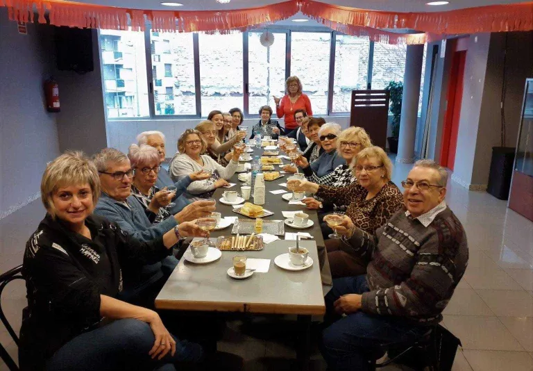 L’Ajuntament de Mollerussa promou que la gent gran que viu sola s’ajunti per dinar acompanyada per Nadal i Cap d’Any