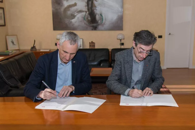 La UdL i l'IRTA s'alien per impulsar la recerca agroalimentària a Lleida