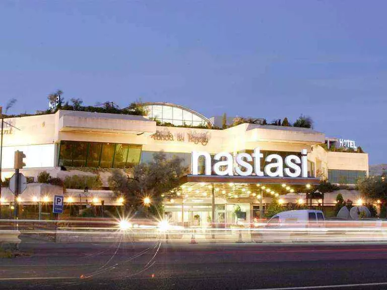L'Hotel Nastasi de Lleida s'ofereix com a possible hospital per a infectats de coronavirus