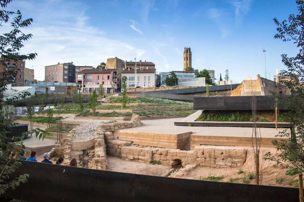 La Cuirassa atreu gairebé 1.800 visitants amb guia turístic des que va inaugurar-se