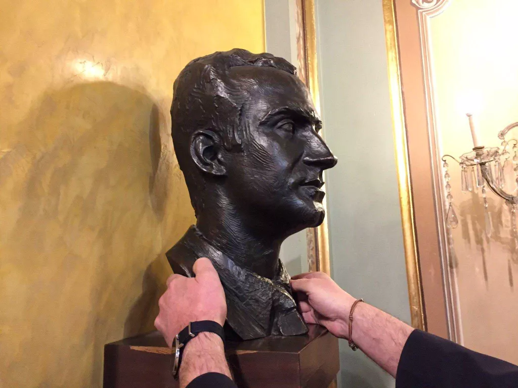 La Paeria retira el bust del rei emèrit Joan Carles