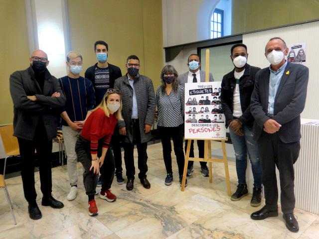 “Treu les etiquetes, descobreix a les persones” per combatre els estereotips, tòpics i prejudicis