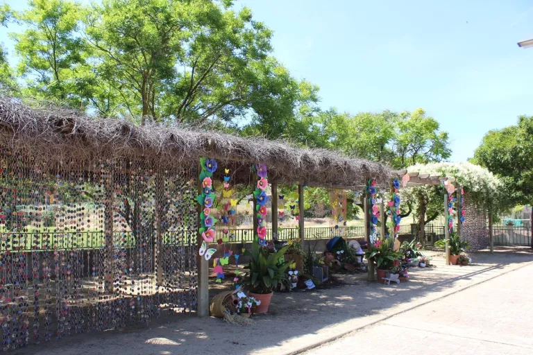 La 10a edició de 'Les Garrigues Guarnides i en Flor' omple de colors els municipis de la comarca