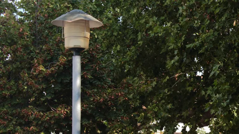 L’Ajuntament de Mollerussa amplia el manteniment de l’enllumenat a falta de renovar-lo a LED
