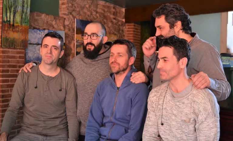 El grup lleidatà EnZel presenta el seu primer disc, Capità Ibuprofèn