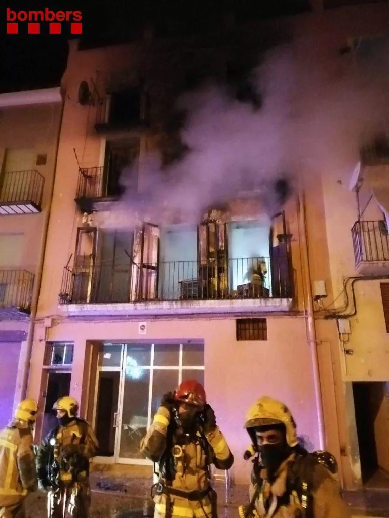 Troben una plantació de marihuana en l'edifici que es va incendiar a Balaguer