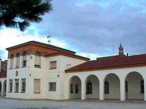Onze empreses opten a construir la nova escola d’Almenar