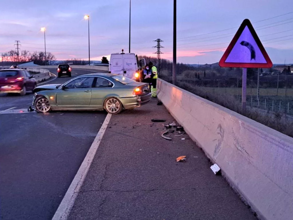 Aparatós accident a la zona de Copa d'Or de Lleida