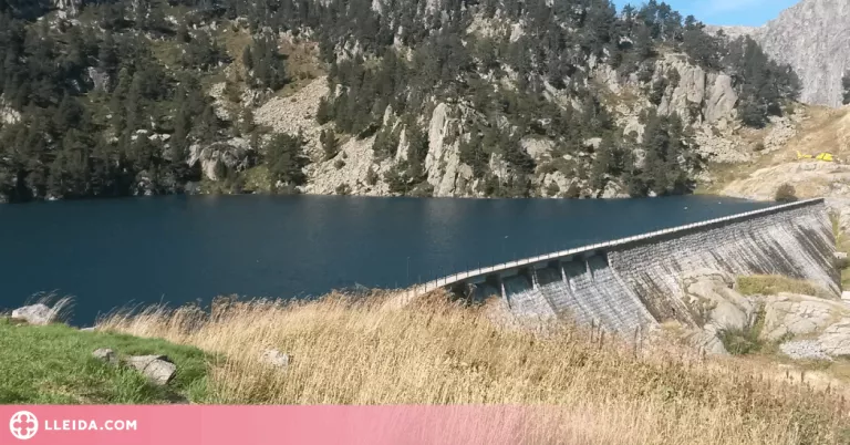 L'estany de Restanca es buidarà per complet per poder canviar dues vàlvules de la presa