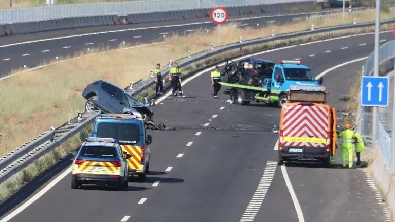 Dos morts en un accident a l'A-2 a Soses