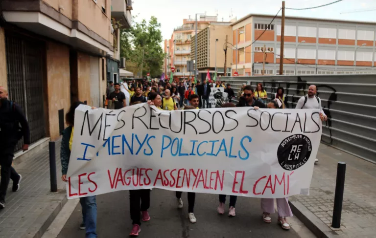 Educadors socials i docents rebutgen la presència de Mossos als instituts, amb centres de l’Urgell entre els afectats