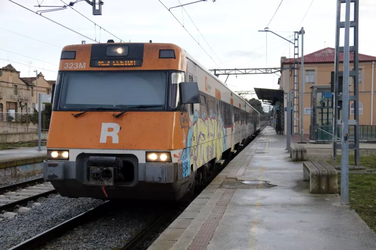 Interrompuda la circulació de trens a l'RL3 i l'RL4 entre Lleida i Manresa per un atropellament a Bell-lloc d'Urgell