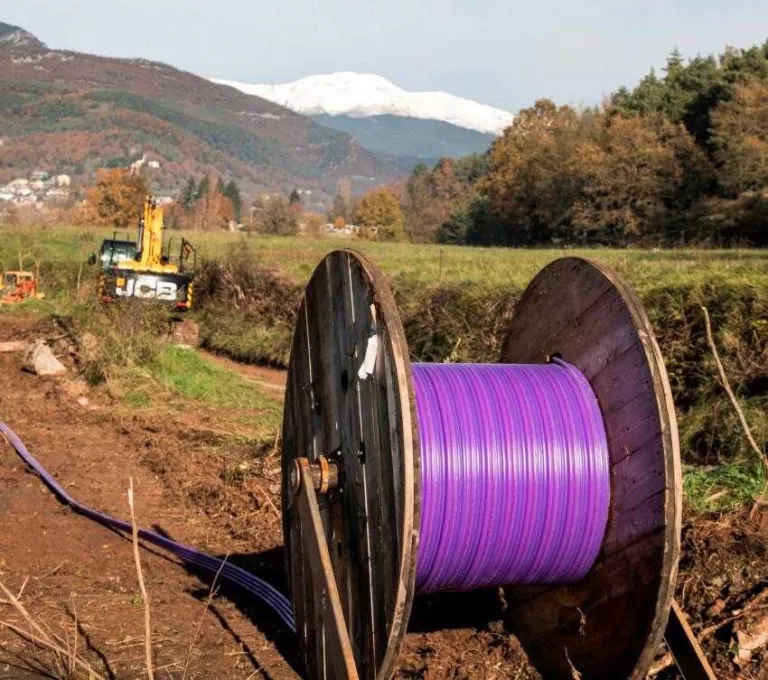 La xarxa de fibra òptica del Govern cobrirà el 90% de la població de Catalunya al 2021