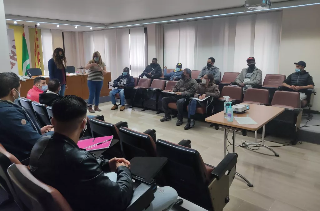 Formació per facilitar la inserció sociolaboral de persones nouvingudes al Segrià