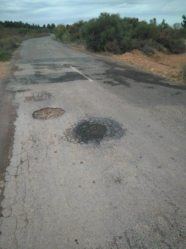 Municipis de les Garrigues Altes tallaran la via de Granyena al Cogul per denunciar el seu mal estat