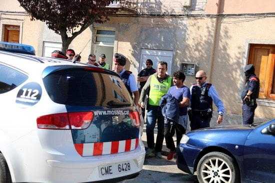 Demanen presó per a set homes d'una família d'Alfarràs per tràfic de drogues