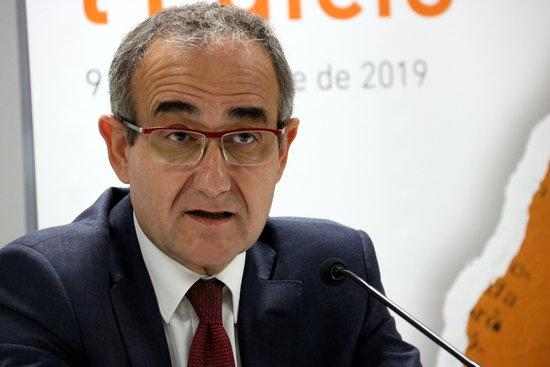 ⏯️ Editors i llibreters consideren "incomprensible" la nova resolució del Govern que afecta directament al sector