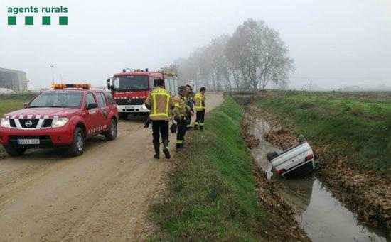 Cauen amb el cotxe en una sèquia quan fugien en ser sorpresos caçant il·legalment ocells a Vallfogona de Balaguer