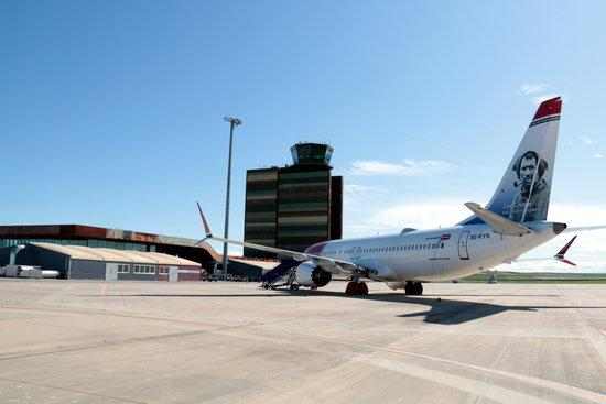 L'aeroport de Lleida-Alguaire s'ofereix com a aparcament pels avions aturats