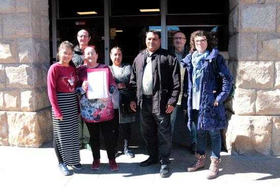 Més d'un miler de signatures contra el tancament de l'escola Àngel Guimerà de Balaguer
