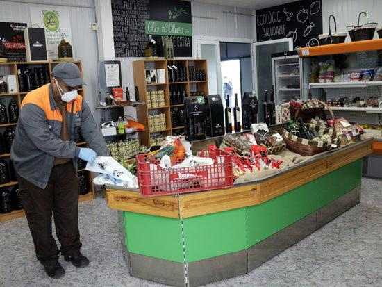 Les botigues de proximitat augmenten les vendes als pobles petits
