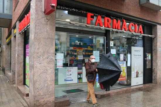 Salut planeja que les farmàcies facin tests d'antigen amb garanties de traçabilitat