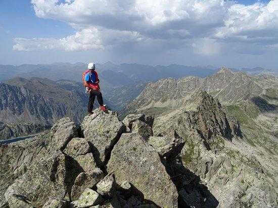 Neix la plataforma de reserves 'exPirience' que comercialitza experiències turístiques al Pirineu català