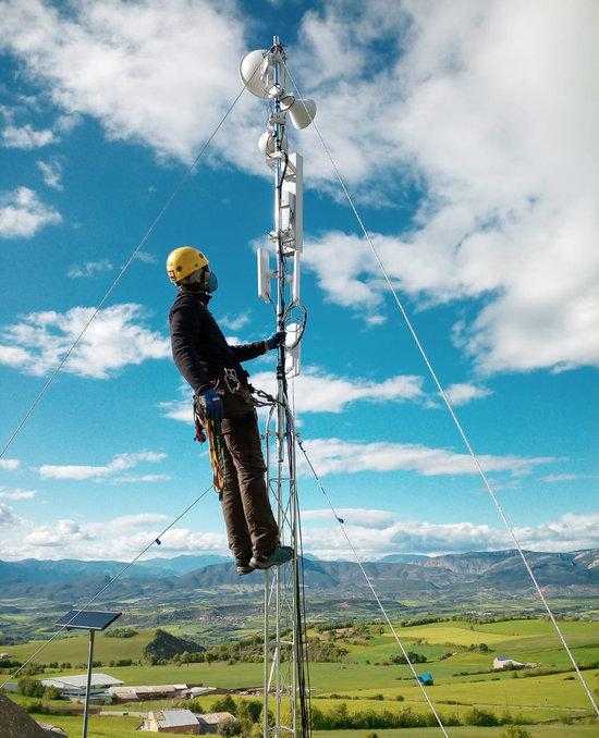 ⏯️ L'Alt Pirineu busca alternatives a la fibra òptica per tenir bones connexions