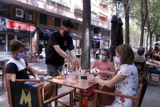 Aixecada la restricció que limitava l'aforament en bars i restaurants al Segrià