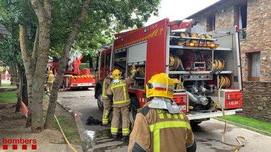 Un incendi en un hotel de Fontanals de Cerdanya obliga a desallotjar una trentena de persones