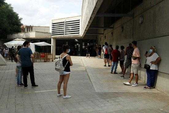 ⏯️ Salut alerta de l'augment de contagis a Lleida i demana limitar la vida social