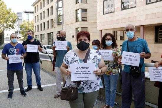 ⏯️ Lleida acull el primer judici a Catalunya a una família vulnerable per l'impagament de factures de la llum
