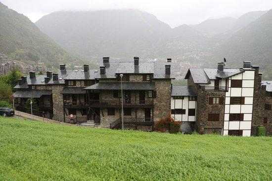 Un home apareix mort a casa seva a Andorra, assassinat per un empleat seu
