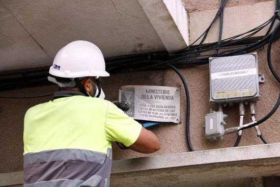 La Paeria reprèn la retirada de la vintena de plaques franquistes a Lleida