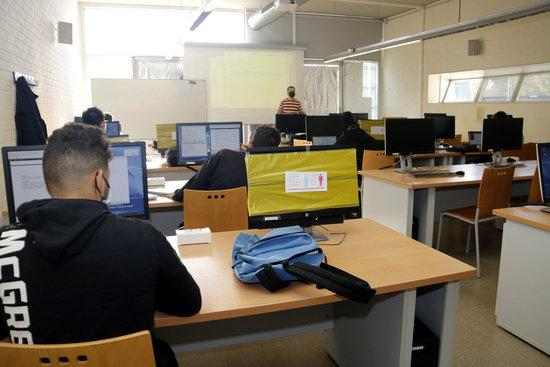 ⏯️ Primer dia de classes teòriques telemàtiques a la UdL