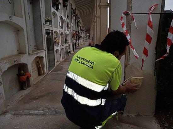 Mollerussa habilitarà accessos i senyalitzarà el cementiri per evitar aglomeracions