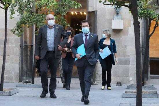 El toc de queda a Catalunya serà finalment entre les 22 i les 6 hores