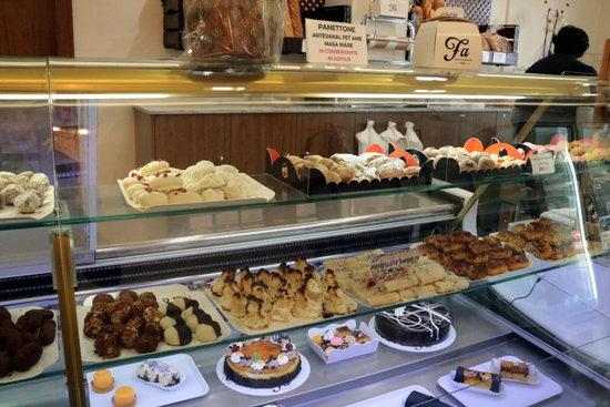 ⏯️ Els pastissers adapten la comercialització dels panellets amb optimisme