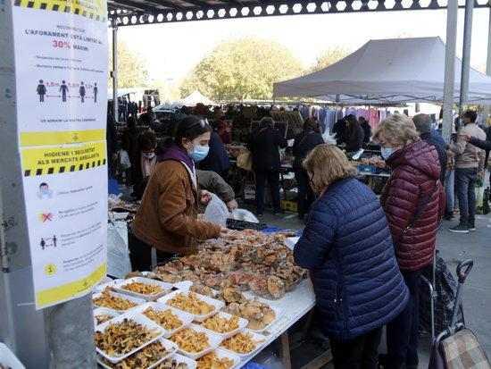 ⏯️ Mercats amb poca afluència de compradors