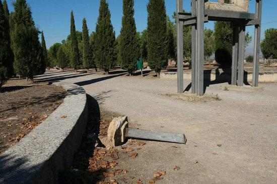 Actes vandàlics contra mobiliari urbà al Parc de Sant Eloi de Tàrrega