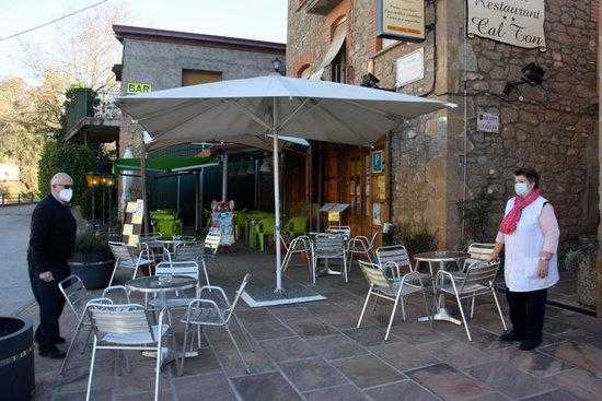 ⏯️ Bars i restaurants de pobles petits del Pirineu esperen que s'acabin les restriccions de mobilitat per rebre clients