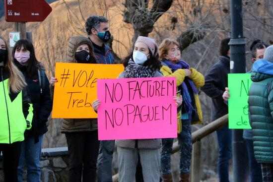 ⏯️ L'hostaleria de l'Alta Ribagorça denúncia "l'ofec del sector" i exigeix acabar amb les franges horàries