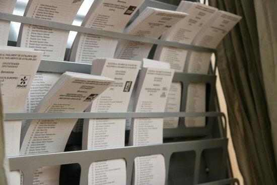 Les paperetes en blanc que la Generalitat ha enviat als domicilis seran considerades com a vot nul