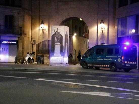 ⏯️ Nova nit d'aldarulls a Lleida contra l'empresonament de Hasel