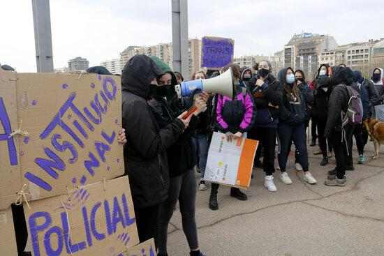 ⏯️ Dones exposen les dificultats per la igualtat del seu sector en l'acte institucional del 8-M