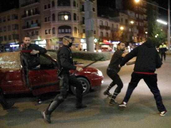 ⏯️ Identificats per exhibir simbologia nazi i fer salutacions feixistes a Lleida
